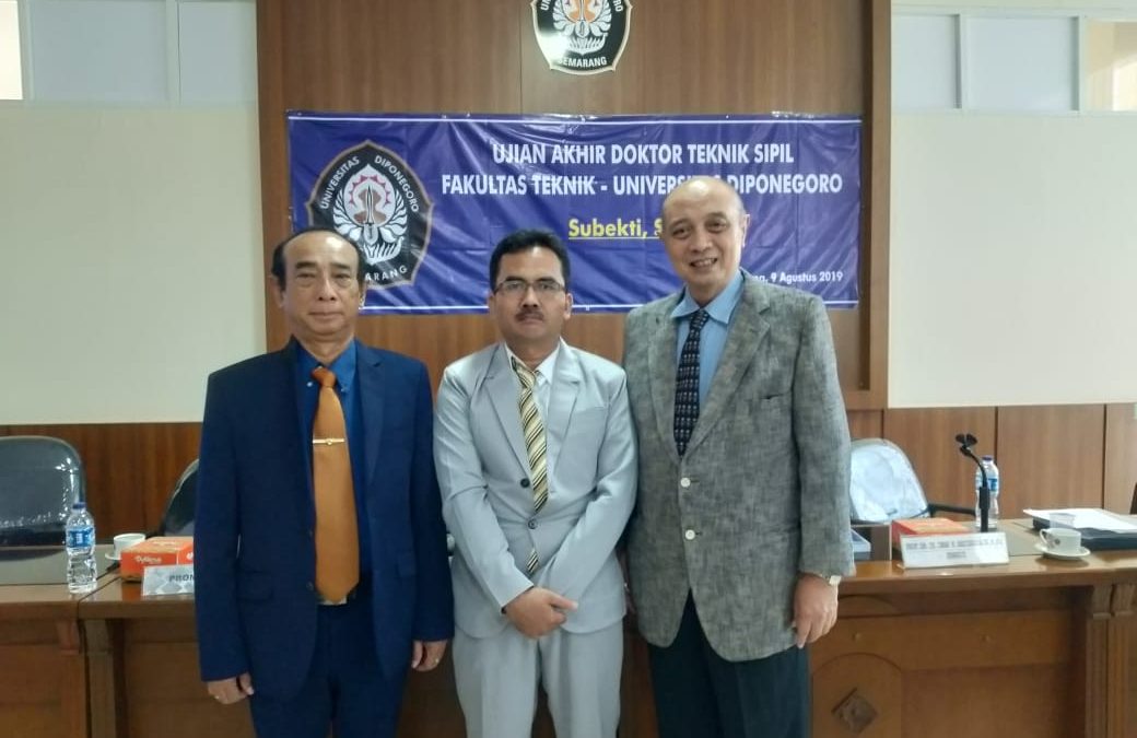Raih Doktor